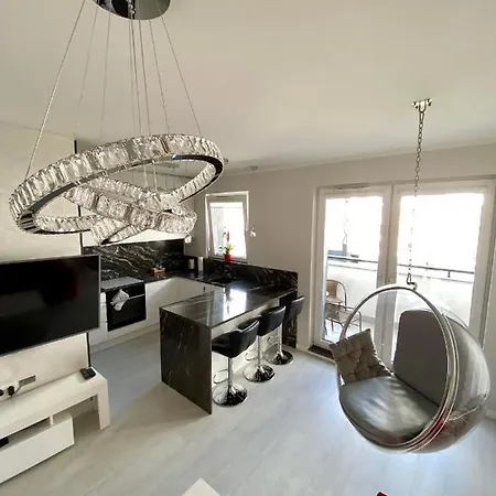 Apartament Dream Glamour Przymorze Lägenhet